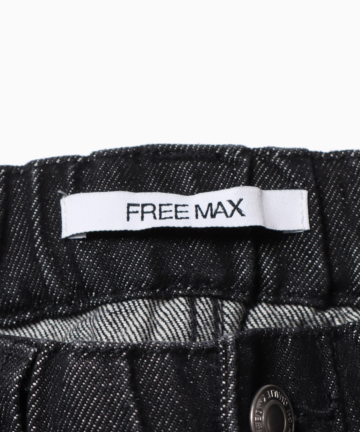 FREE MAX×山根亮 Straight Easy Wide Pants FREE MAX は、すべての